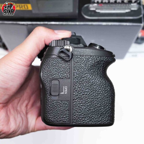sony a7iv body อดีตประกันศูนย์