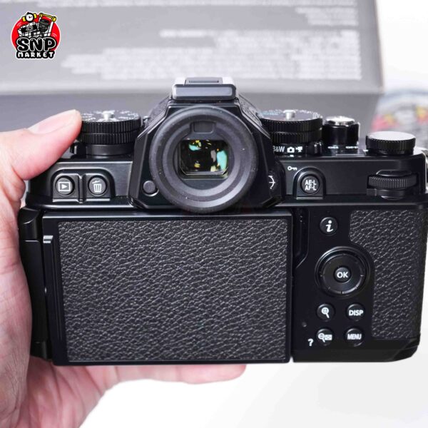 nikon zf body อดีตประกันศูนย์